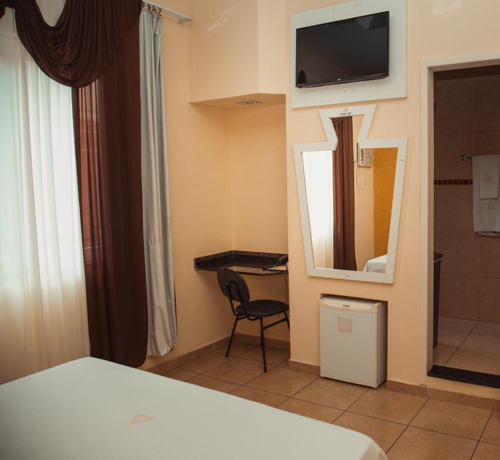 Hotel Meri Conselheiro Lafaiete Zewnętrze zdjęcie