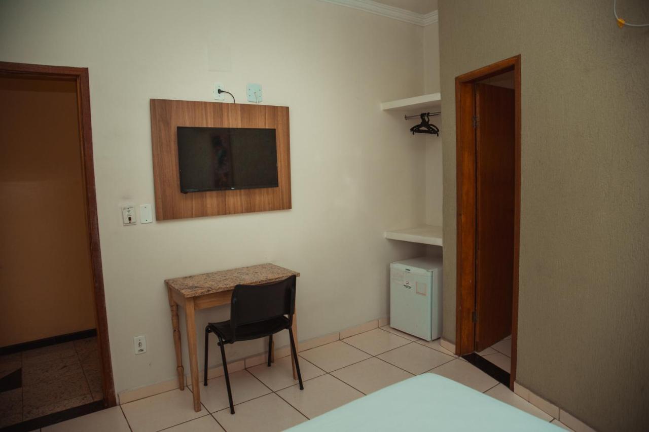 Hotel Meri Conselheiro Lafaiete Zewnętrze zdjęcie